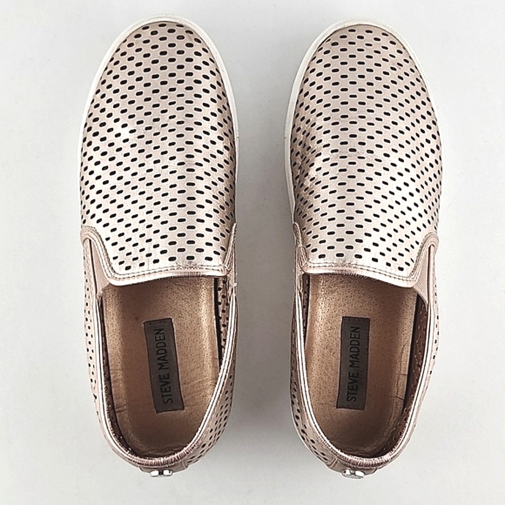 Steve Madden Women's Slip On Flat Shoes Perforated Rose Gold Size 9M - Picture 7 of 13